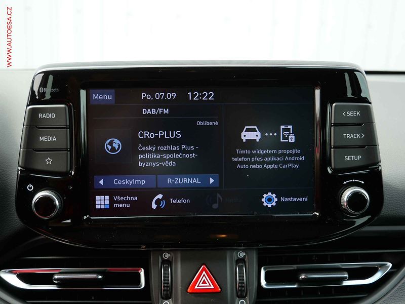 Hyundai i30 (2022) 1.5 T-GDi, ČR, Smart, AT, LED - fotka 16 z 20