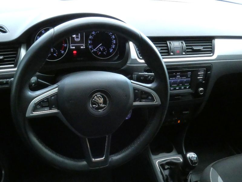 Škoda Rapid Ambition 1,2 TSI 81KW - fotka 16 z 30