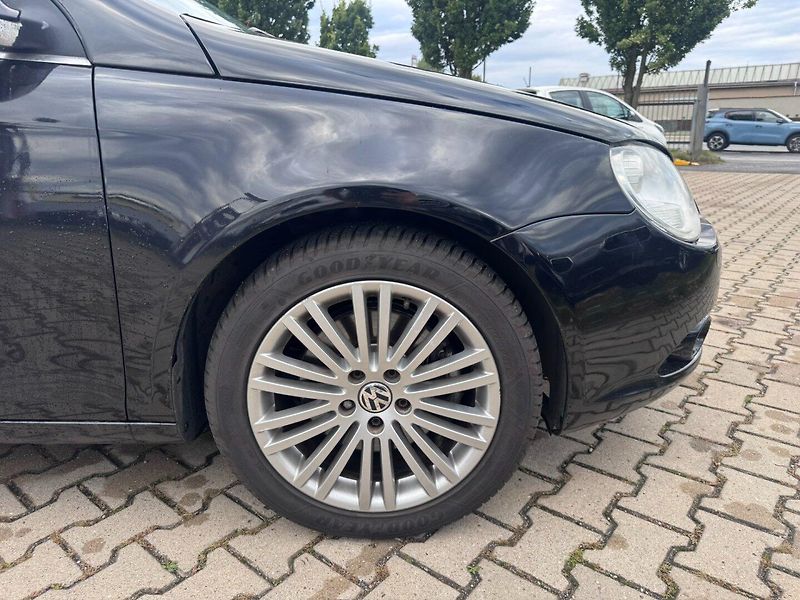 Volkswagen EOS (2007) KABRIOLET 2,0 TDI 103 KW - fotka 17 z 47
