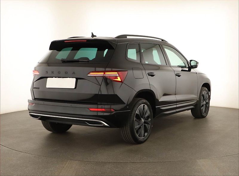 Škoda Karoq (2025) 1.5 TSI, SPORTLINE, AUTOMAT - fotka 5 z 18