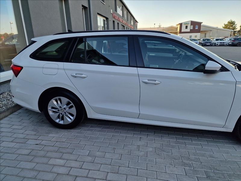 Škoda Octavia 2.0TDI Ambition, ČR,1.Majitel - fotka 43 z 50