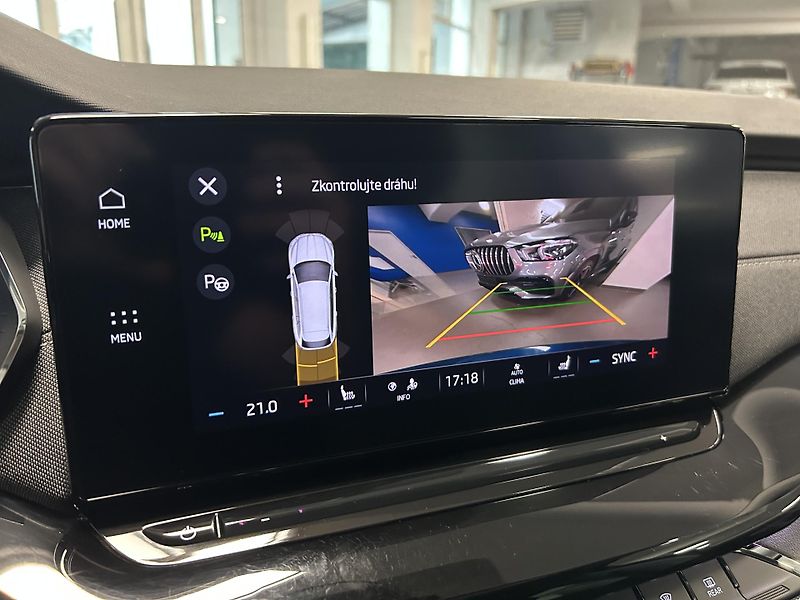 Škoda Octavia (2023) 2.0TDi DSG 4x4 Styl LED HUD TZ - fotka 18 z 34