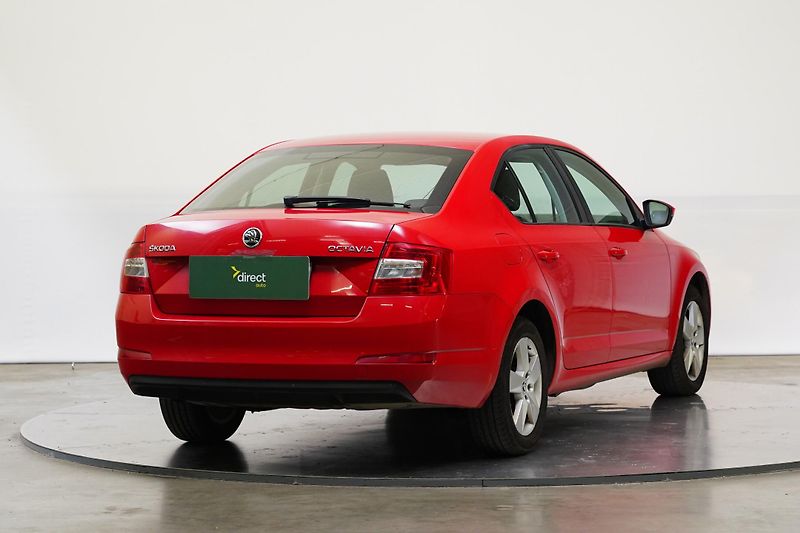 Škoda Octavia - fotka 2 z 6
