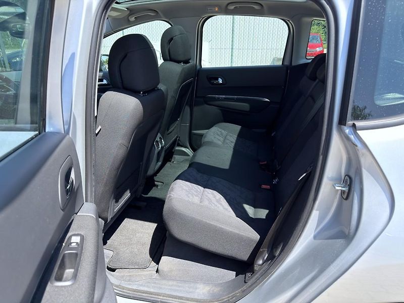 Peugeot 3008 1.6i 88 kW panorama - fotka 7 z 18