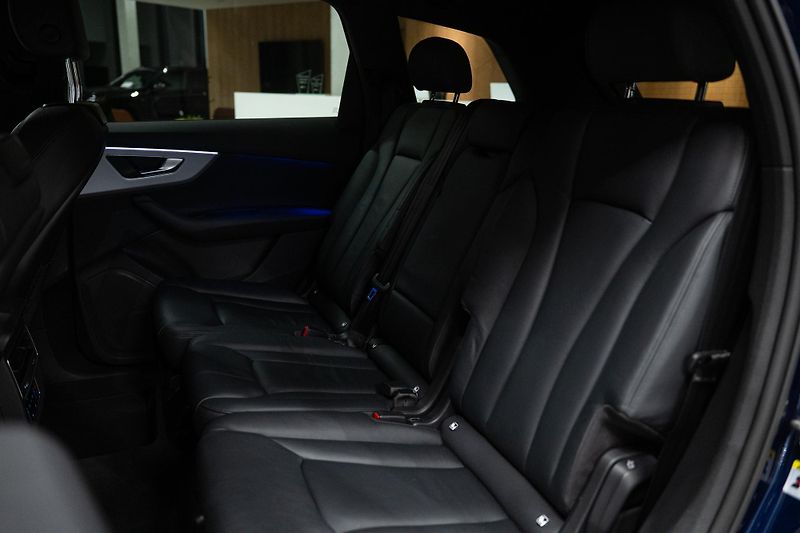 Audi Q7 (2022) S-LINE 55TFSI 250KW 4X4 VZDUCH - fotka 40 z 45