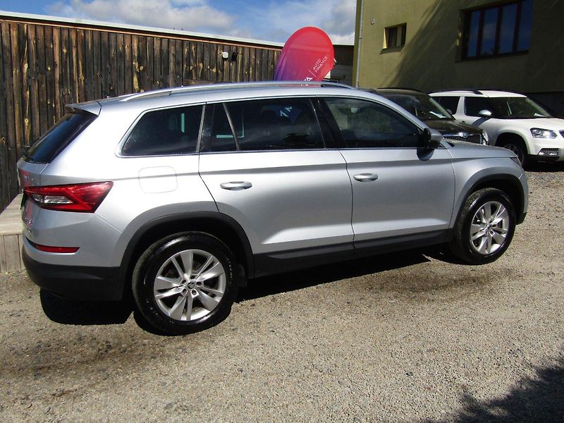 Škoda Kodiaq (2019) 2.0 TDI 140kW DSG 4x4 DPH - fotka 10 z 44