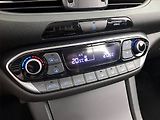 Hyundai i30 (2023) Style 1.5 T-GDI, Automat, ČR - náhled 17