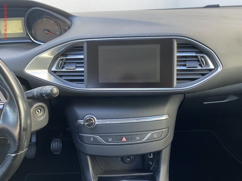 Peugeot 308 (2016) 1.5HDi, TZ - fotka 12 z 17