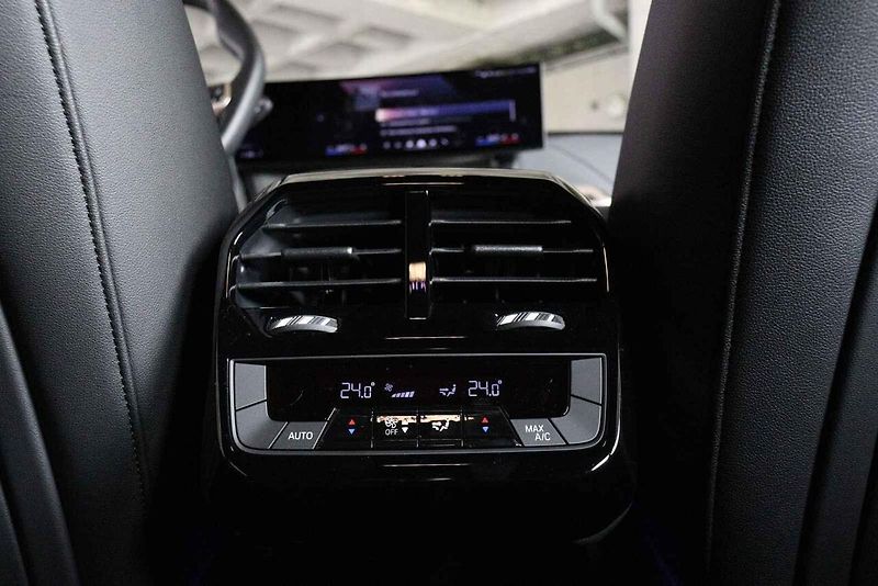 Elektrické BMW iX xDrive50.