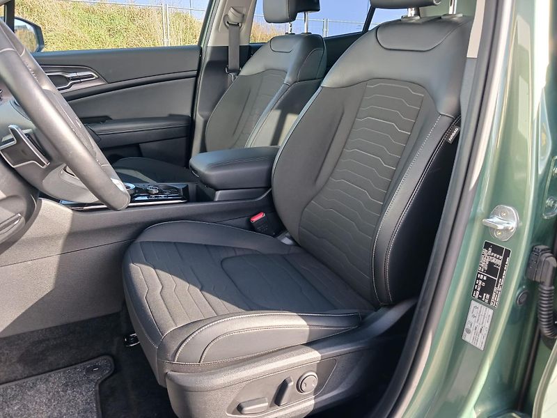 Kia Sportage 1.6 T-GDi MHEV DCT AWD TOP Evo - fotka 14 z 29