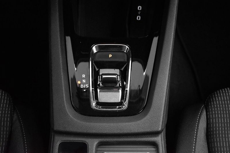 Škoda Octavia 2.0TDI*110kW DSG*BLIS*ACC*DPH* - fotka 20 z 35