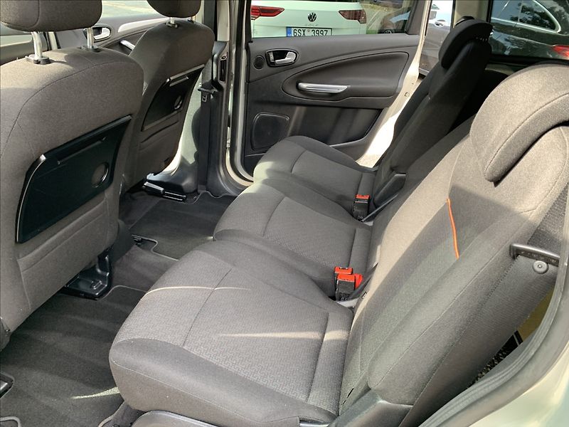 Ford Galaxy 2,0 TDCI PANORAMA SERVISKA 7M - fotka 17 z 20