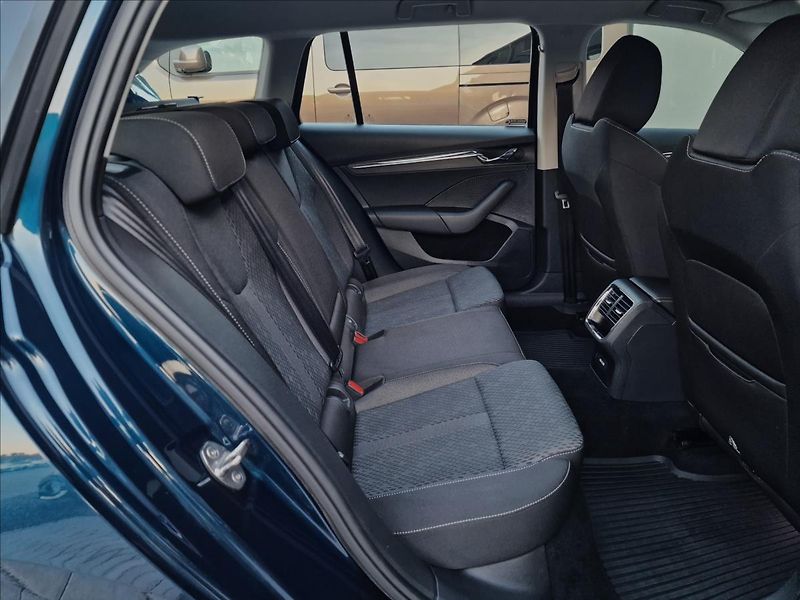 Škoda Octavia 1.4 TSI iV DSG Style,ČR,1.Maj - fotka 15 z 50