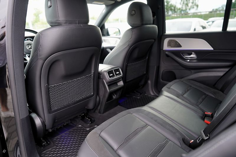 Mercedes-Benz GLE 53 AMG/4Matic+/20/ČR - fotka 37 z 47
