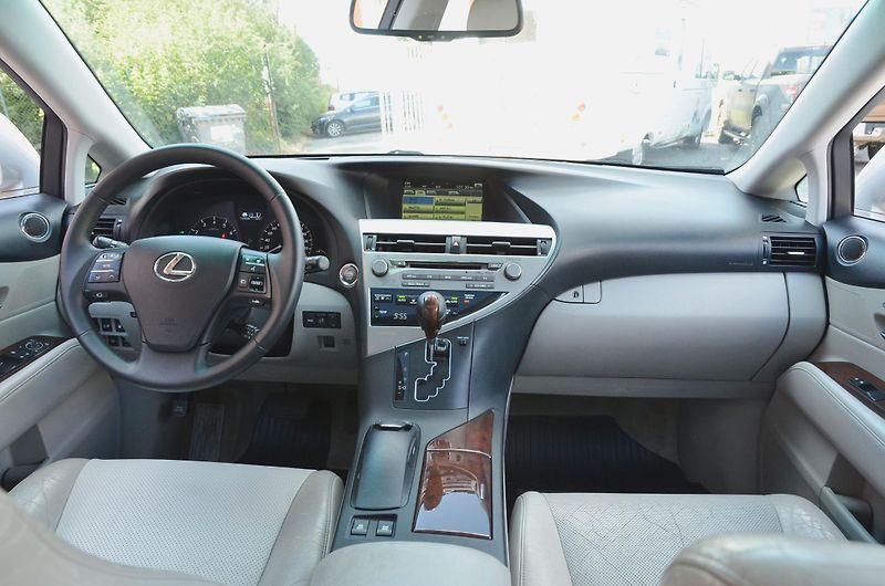 Lexus RX (2010) RX 350 3.5 204kW 4x4 LPG / ČR - fotka 19 z 43
