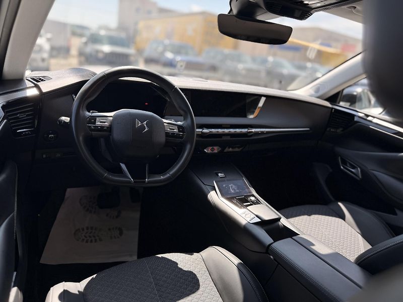 DS Automobiles DS4 (2023) 1.2 PURETECH,ČR,ZÁRUKA - fotka 66 z 72