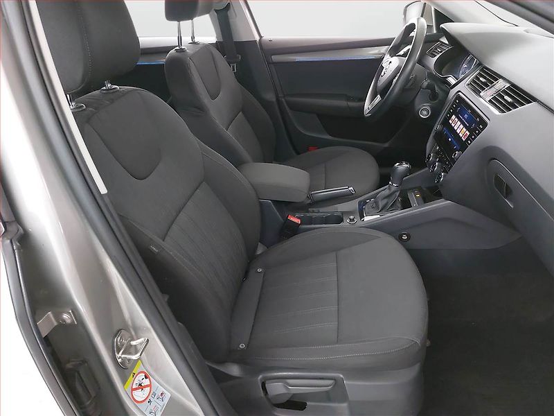Škoda Octavia (2018) Style 1.4 TSI, Automat - fotka 7 z 16