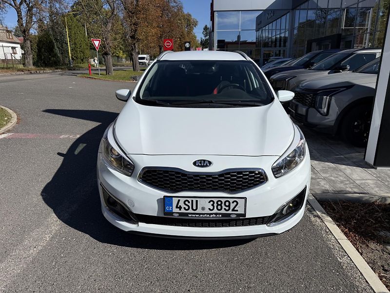 Kia Ceed 1.6 GDi 99kw - fotka 2 z 9