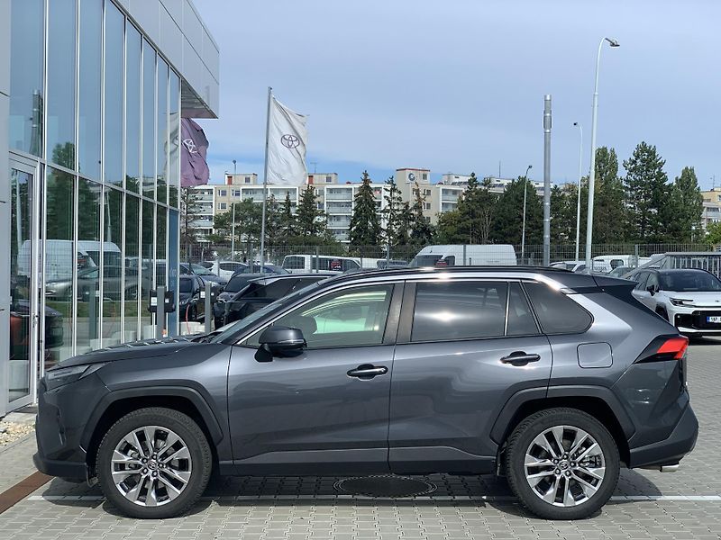 Toyota RAV4 EXECUTIVE SKYVIEW 2.5 HEV 4WD - fotka 4 z 37