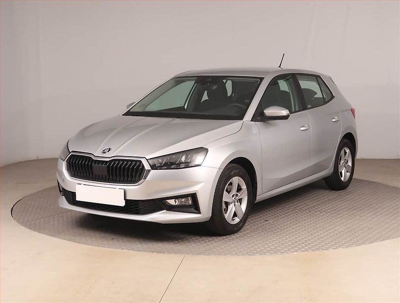 Škoda Fabia (2023) Ambition Plus 1.0, Tempomat - fotka 2 z 15