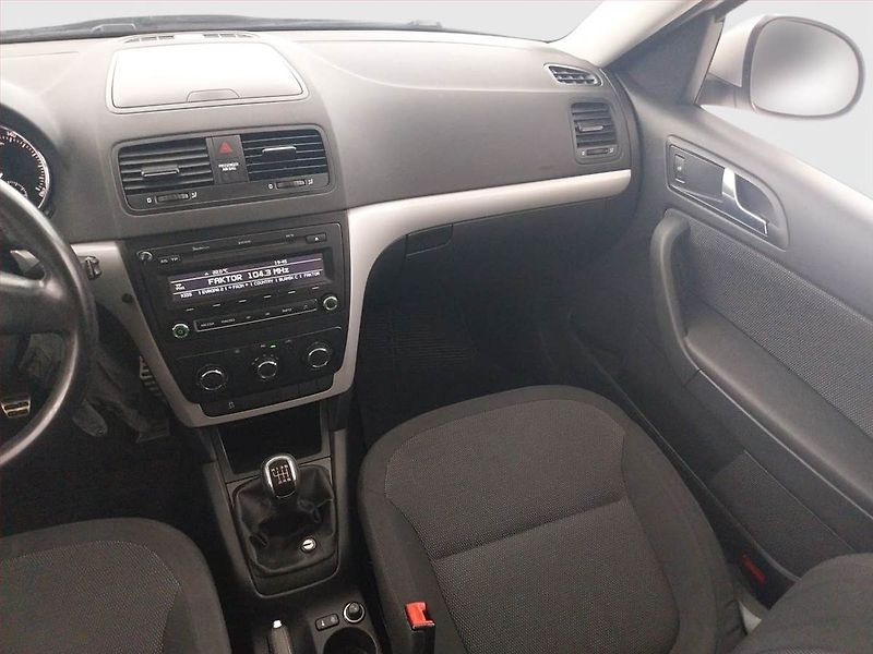 Škoda Yeti (2010) Ambition 1.2 TSI - fotka 8 z 17