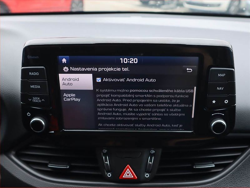 Hyundai i30 (2018) 1.6 CRDi, Automat, Serv.kniha - fotka 18 z 23