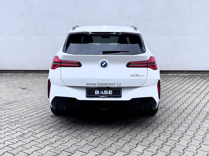 BMW X3 xDrive 30e M Sport - fotka 5 z 26