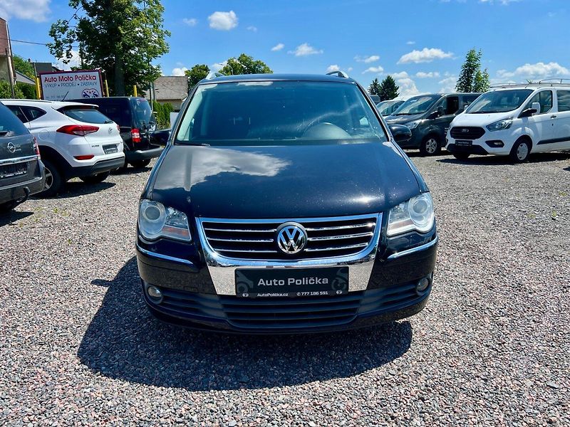 Volkswagen Touran (2008) 1.4 TS 103 kW DSG - fotka 3 z 20