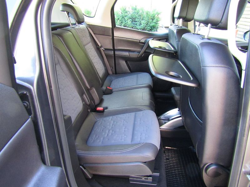 Opel Meriva (2011) 1.4 T 88kW - fotka 25 z 45