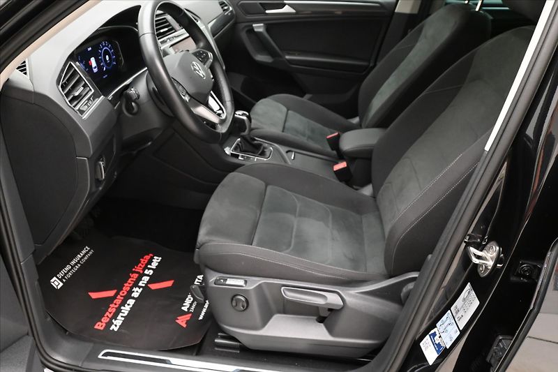 Volkswagen Tiguan 1,4 TSI eHybrid 110kW DSG Záru - fotka 13 z 33