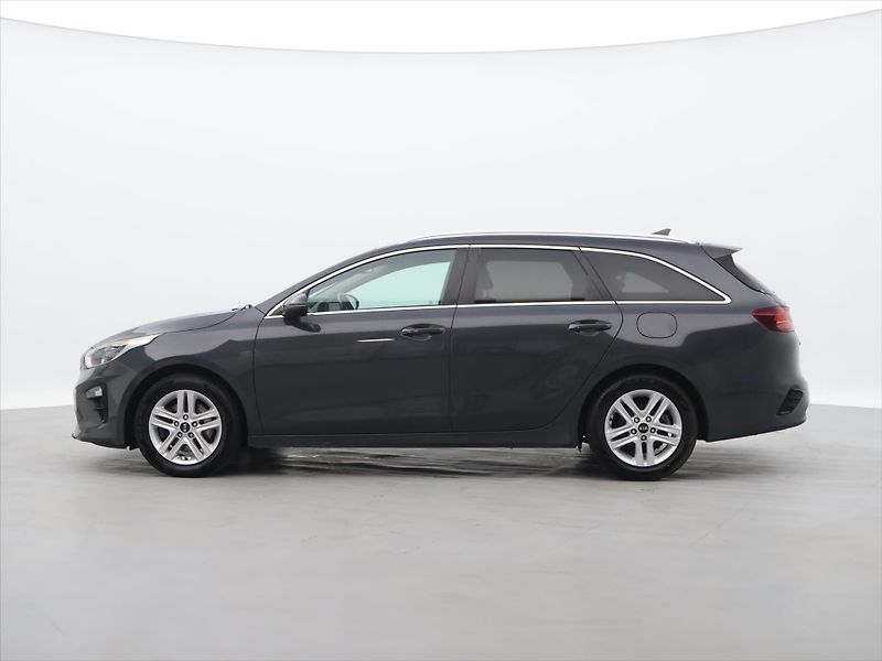 Kia Ceed 1,4 T-GDI Fresh CZ - fotka 4 z 28