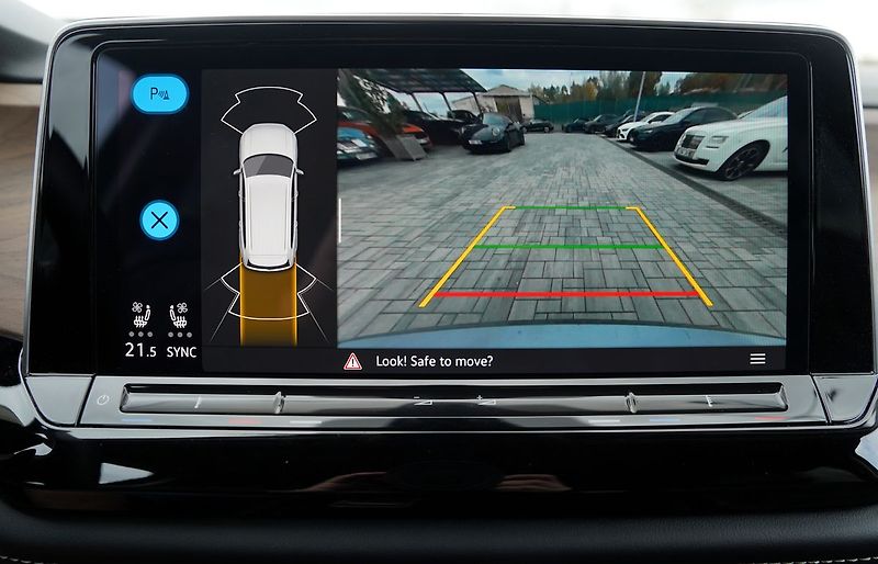 Volkswagen Atlas 2.0 TSI/automat/kůže/7 míst - fotka 45 z 49