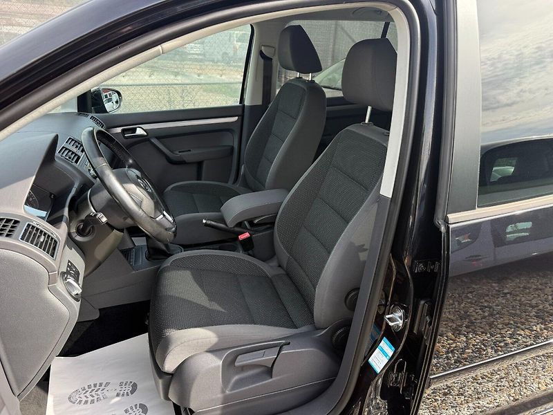 Volkswagen Touran (2010) 1.2TSi 77kW *ALU*Klima*Servis* - fotka 9 z 22
