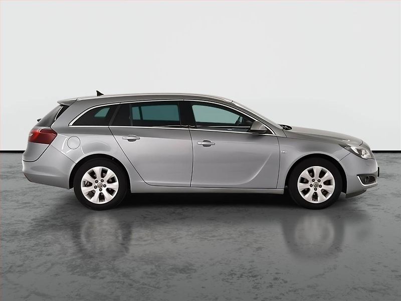 Opel Insignia (2015) 2.0 CDTI, Xenony, Tempomat - fotka 6 z 20