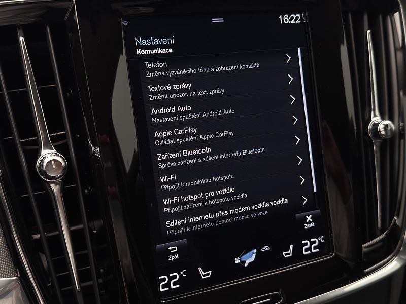 Volvo S90 B5 AWD MOMENTUM PRO  - fotka 36 z 45
