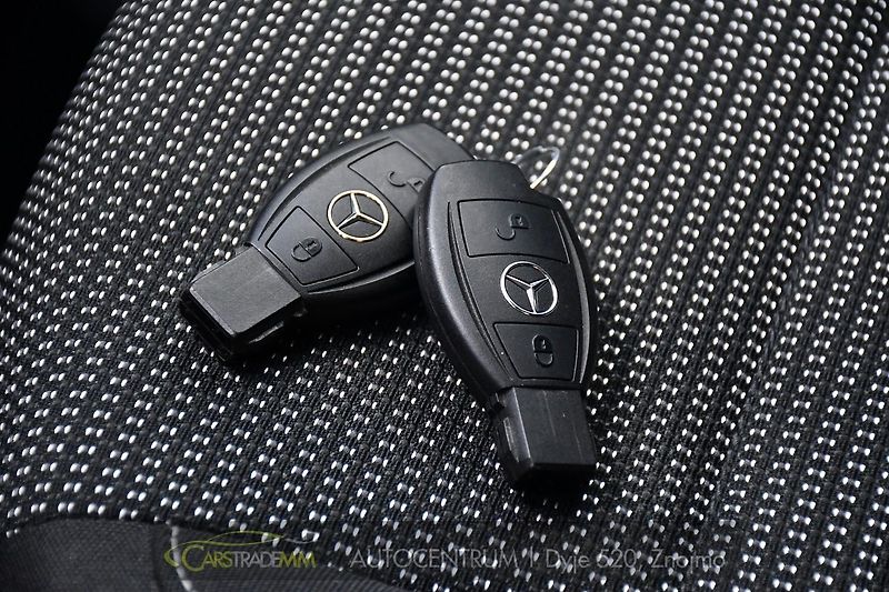 Mercedes-Benz Vito TOURER - fotka 32 z 45