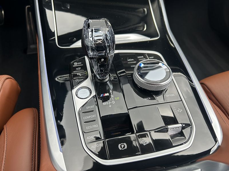BMW X7 M50D Final Edition 1/100 - fotka 21 z 39