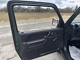 Suzuki Jimny (2011) 1.3 4x4 DOLOŽENÉ KM,SERVISNÍ K - náhled 9