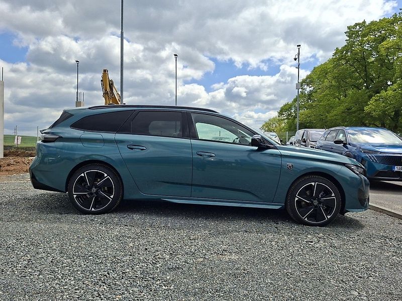 Peugeot 308 SW e-GT 115 kW/156k 54 kWh - fotka 9 z 30