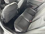 Volkswagen Golf 1,5   TSI,96kW,SERVISKA,LIFE - náhled 25