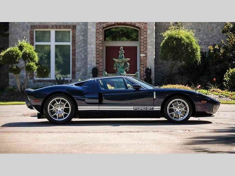 Ford GT.
