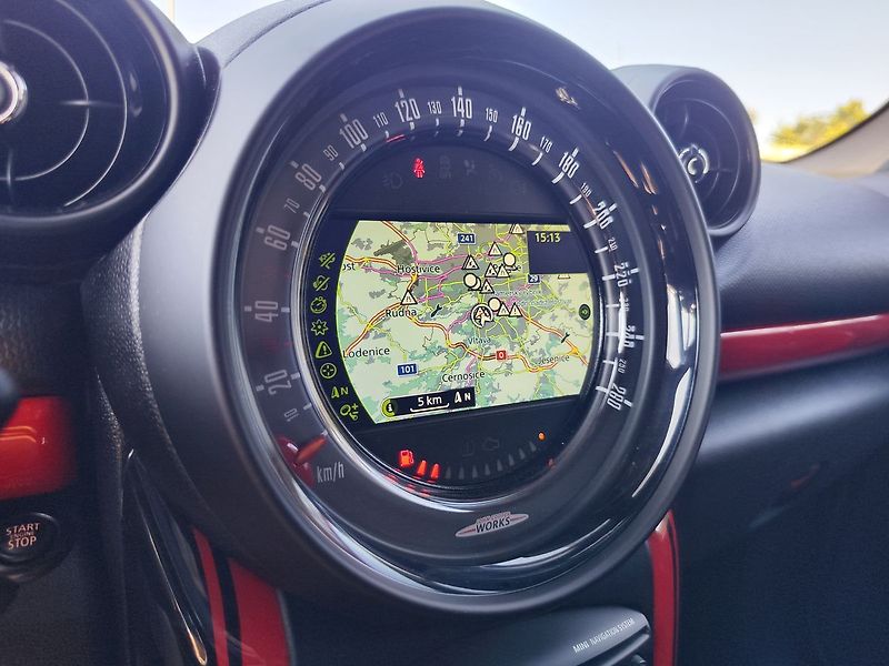 Mini Cooper 1.6/160kW - fotka 16 z 27