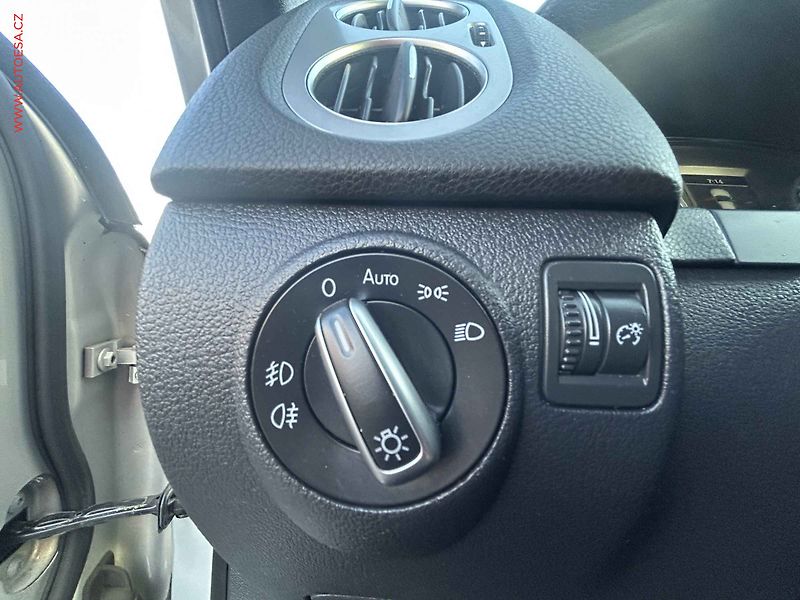 Volkswagen Tiguan (2014) 1.4TSi - fotka 13 z 17