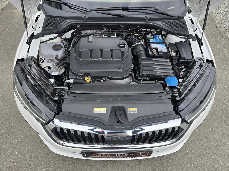 Škoda Octavia 2.0TDi 110kW DSG STYLE + NAVI - fotka 40 z 41