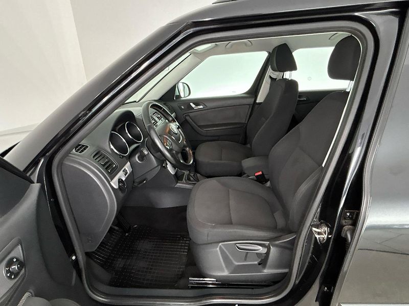 Škoda Yeti Ambition 4x4 - fotka 7 z 25