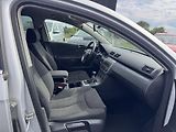 Volkswagen Passat B6 2.0 TDI,103 kW, 187 tis km, - náhled 20