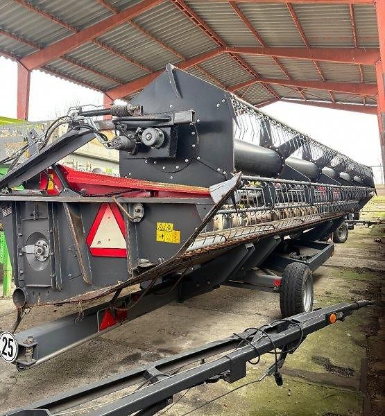 Massey Ferguson (2015) Delta 9380 kombajn lišta řepka - fotka 4 z 8