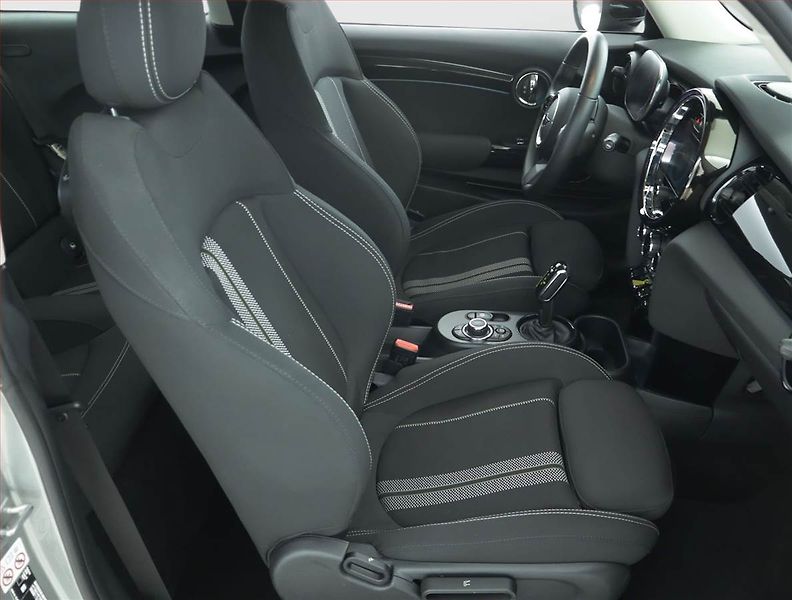 Mini Ostatní (2024) Cooper SE 32 kWh, SoH 100% - fotka 9 z 18