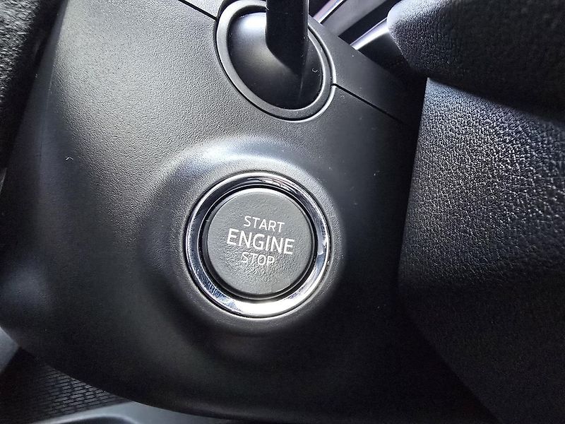 Škoda Octavia DSG STYLE 1.Maj. ČR DPH - fotka 33 z 43