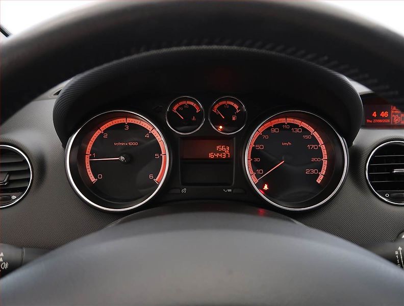 Peugeot 308 (2011) 1.6 HDi, Tempomat - fotka 11 z 18
